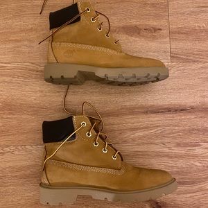 brand new! never worn! timberland boots